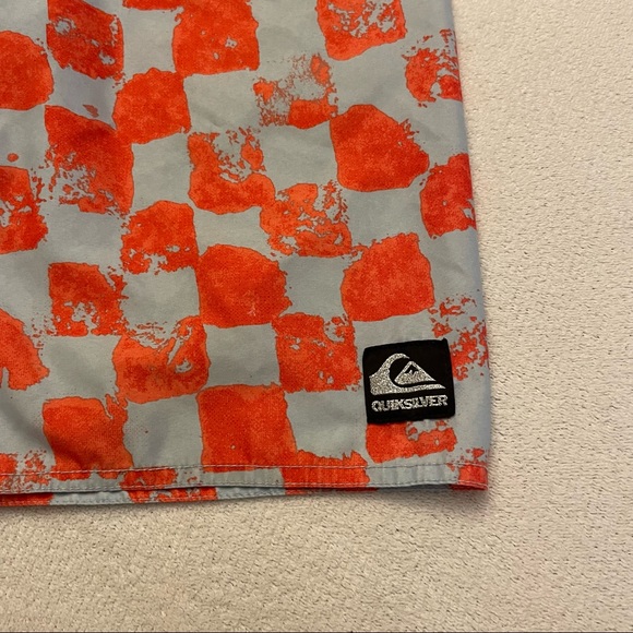 Quicksilver Boardshorts Swim Trunks.  Size 23 - Picture 3 of 7